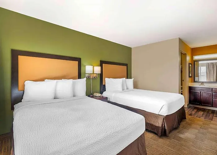 Extended America - - Polaris Hotel 2*